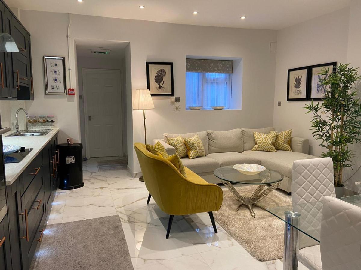 伦敦Elegant 2 Bed Flat In Chiswick公寓 外观 照片
